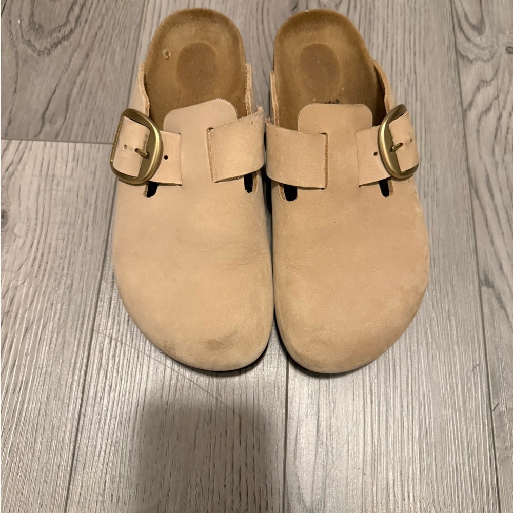 Tan Suede Birkenstock Clogs